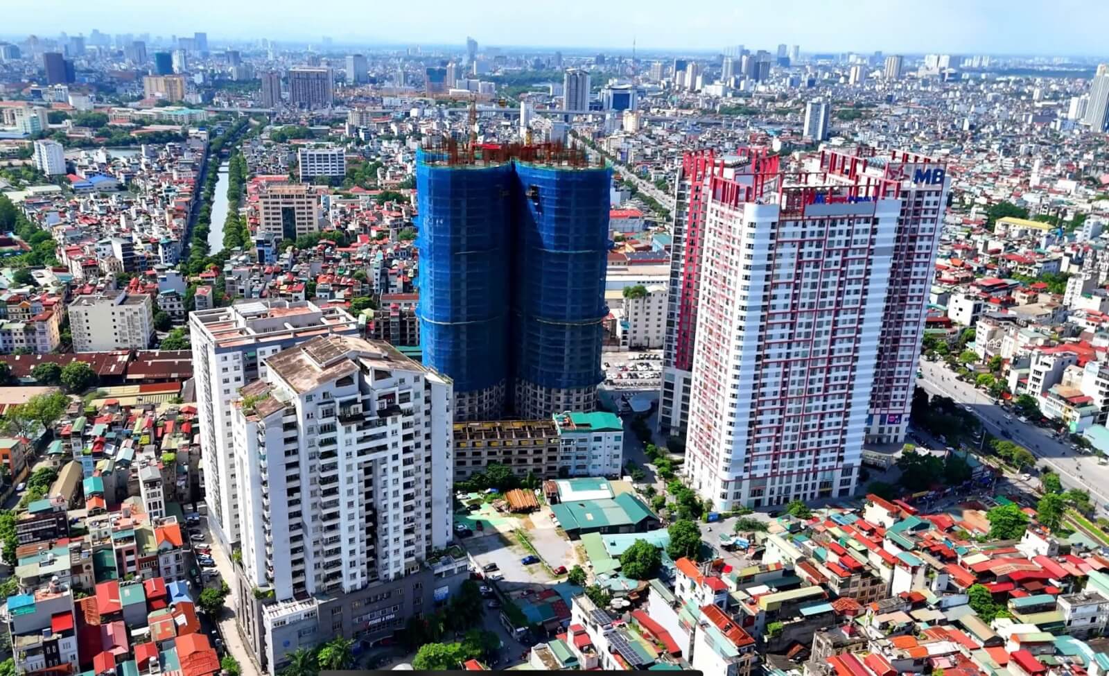 tiến độ xây dựng dự án the queen palace 360 giải phóng